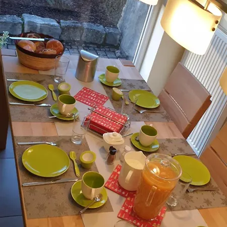 Gaestezimmer , Wauri * Waldenbuch