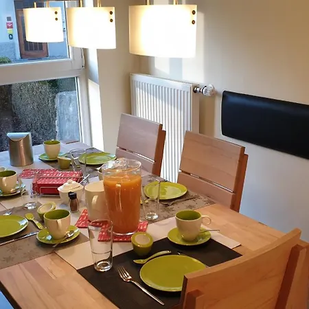 Gaestezimmer , Wauri *
