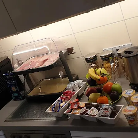 Gaestezimmer , Wauri *