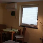 Gaestezimmer , Wauri 3*