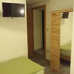 Vendégház Gaestezimmer , Wauri Waldenbuch