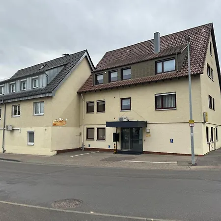 Gaestezimmer , Wauri *