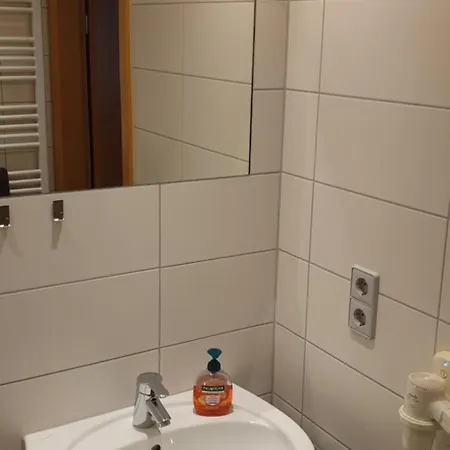 Casa de hóspedes Gaestezimmer , Wauri 3*