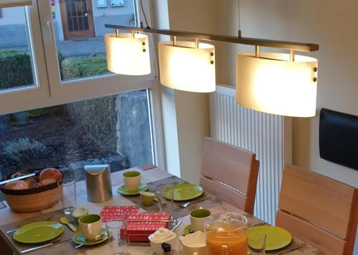 بيت ضيافة Gaestezimmer , Wauri Waldenbuch